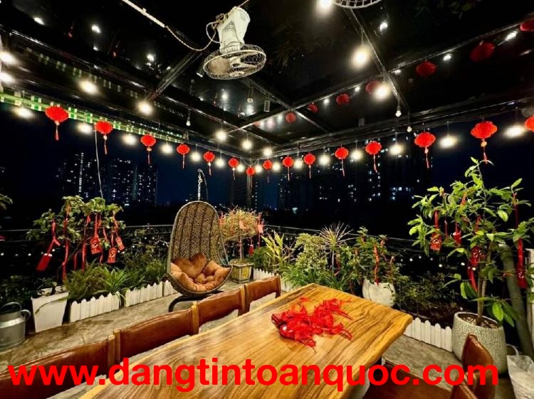 Chủ bán nhà Kim Giang, lô góc, ngõ thông, 7 tầng thang máy, nhà đẹp ở luôn