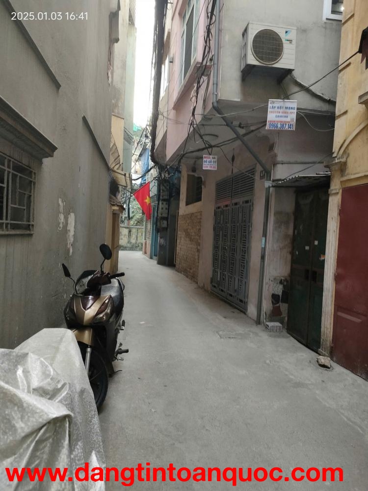 Bán gấp giá rẻ Nguyễn Văn Linh 75m, 3 tầng, mặt tiền 6m, 7.8 tỷ Long Biên.