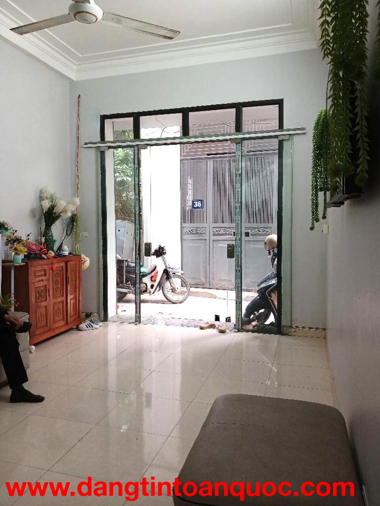 BÁN NHÀ ĐÔNG NGẠC 41M² NGÕ NÔNG – NHÀ ĐÔNG NGẠC BẮC TỪ LIÊM – GIÁ HƠN 6 TỶ