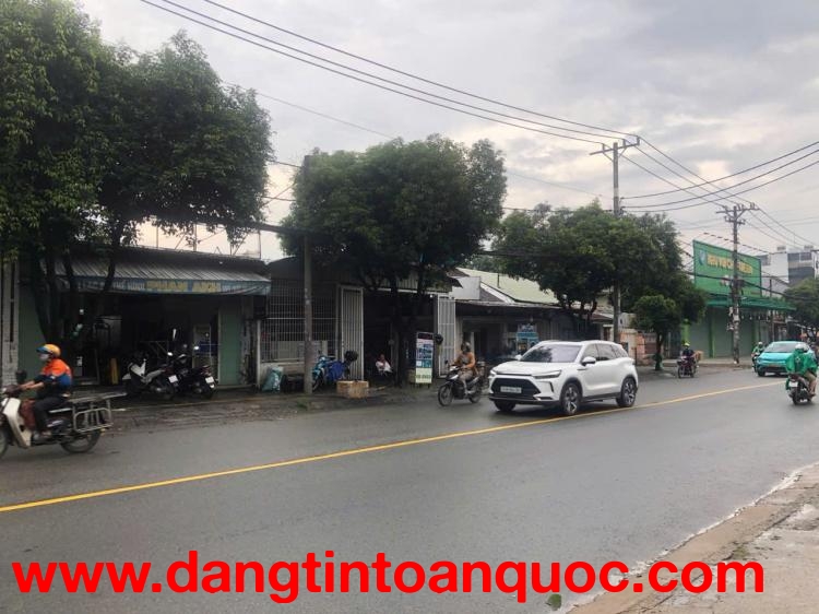 Bán nhà mặt tiên ngang 23m có 679m2 thổ giá 55 tỷ Đường Lê Văn Khương