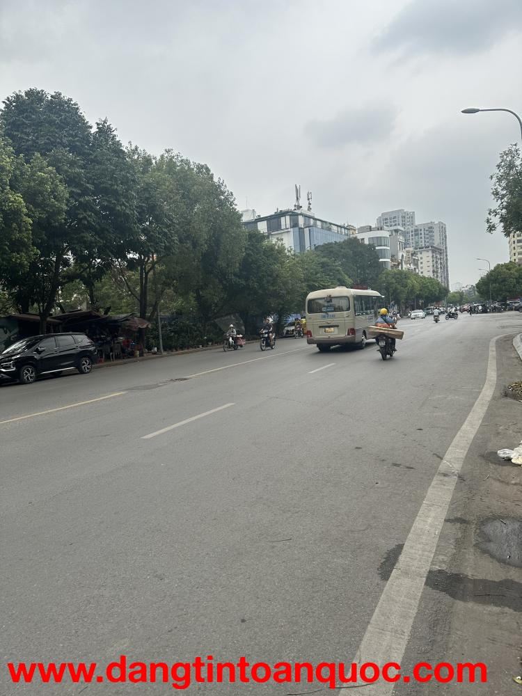 ????????MẶT NGÕ - KINH DOANH - LÔ GÓC - Ô TÔ ĐỖ CỬA - VĂN TRÌ - 45M2X5T - 12 TỶ