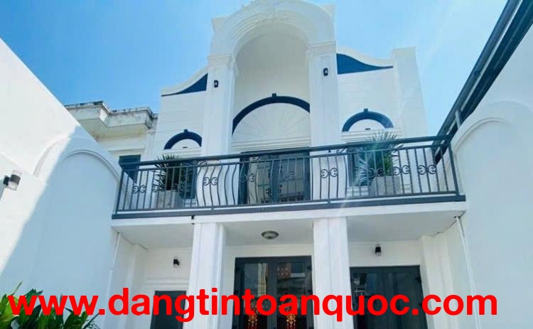 HIẾM GIÁ RẺ NHÀ 2 TẦNG MẶT PHỐ. 118m2 . NHỈNH 7 TỶ . NHÀ TRUNG TÂM DĨ AN – CẠNH VINCOM