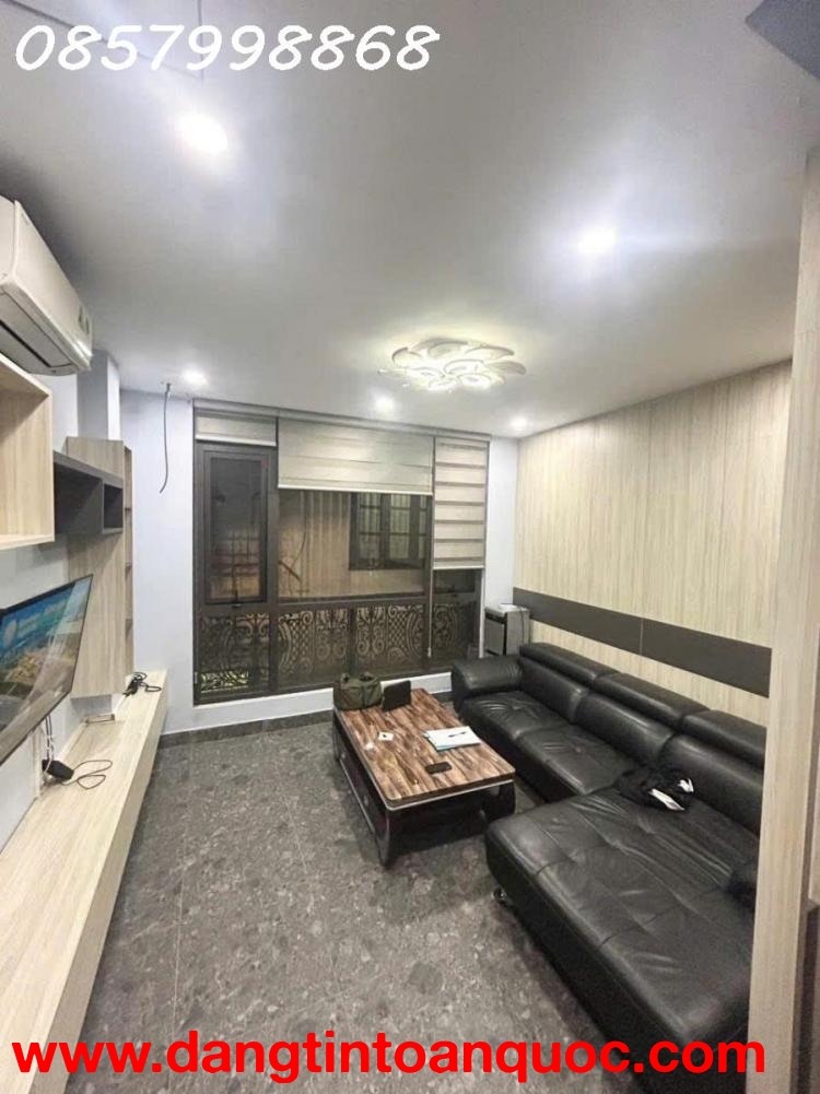 CĂN NHÀ PHỐ HIẾM  ĐẸP Ở NGAY - 5 TẦNG FULL CÔNG NĂNG - CHỦ TẶNG ĐỦ NỘI THẤT