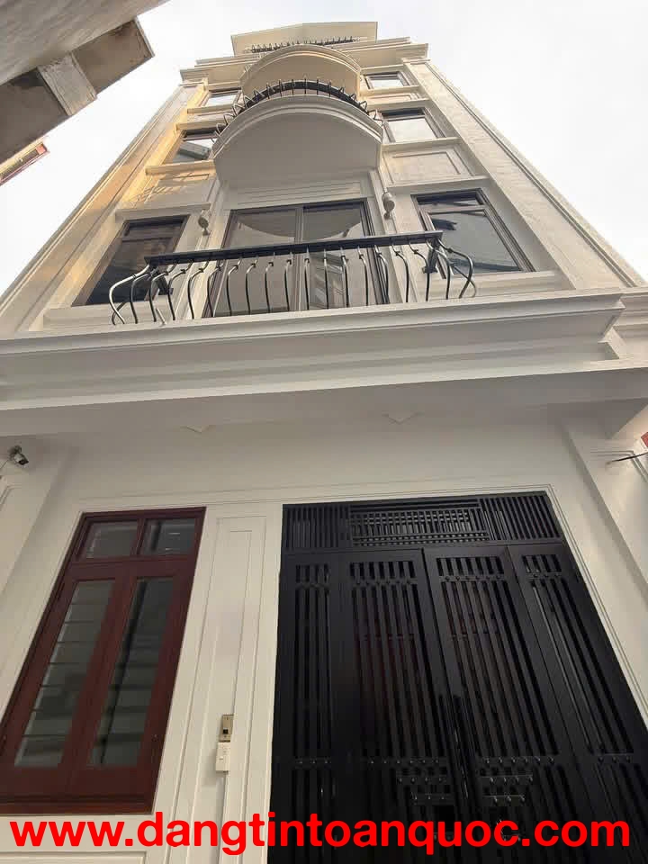 Nhà dân xây phố Thanh Am  7 ngủ cho thuê  10m ra mặt phố kinh doanh sầm uất  Chỉ hơn 1️1 T.ỷ