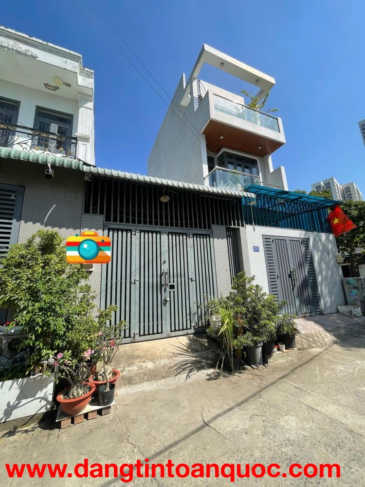 BÁN NHÀ NGUYỄN XIỂN LONG BÌNH QUẬN 9 - 120M2 THỔ CƯ - GIÁ CHỈ 3.33 TỶ - SỔ RIÊNG - SÁT VINHOME GRAND