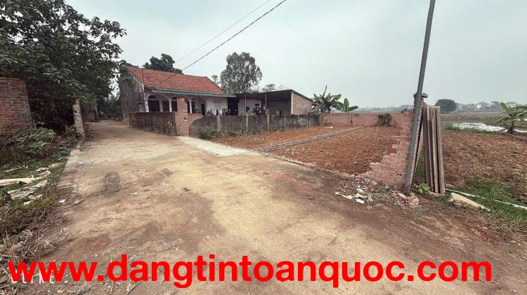 GIÁ 830 TR DIỆN TÍCH 100 M FUN THỔ CƯ - SỔ ĐỎ SẪN SÀNG CÔNG CHỨNG 
CAM KẾT PHÁP LÝ CHUẨN RÕ RÀNG MIM