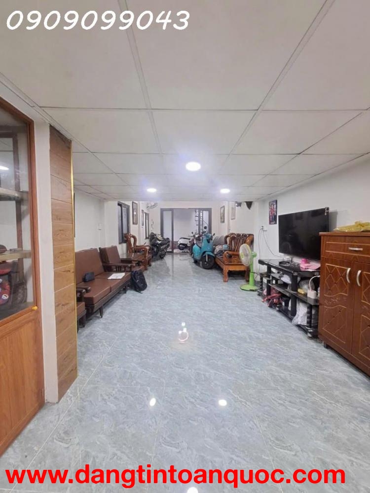 NHÀ BÁN ĐÔNG HƯNG THUẬN-Q12-GIÁP QUANG TRUNG GÒ VẤT