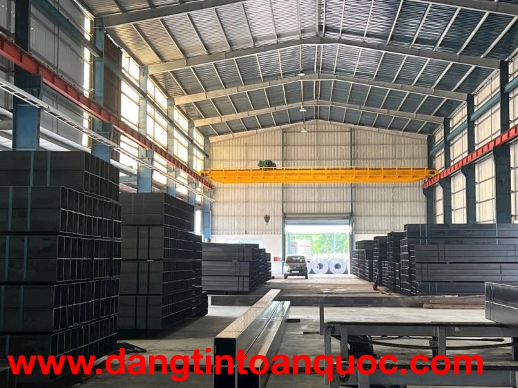 XT671 cho thuê nhà xưởng khung thép kiên cố, xa dân cư phù hợp đặt nhà máy SX