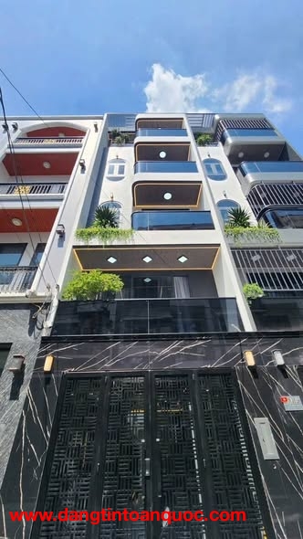 ĐẸP CHUẨN KHÁCH SẠN 5 SAO - NHƯNG LÀ NHÀ PHỐ ĐỂ Ở LÂU DÀI - KDC ĐÀO TÔNG NGUYÊN, NHÀ BÈ