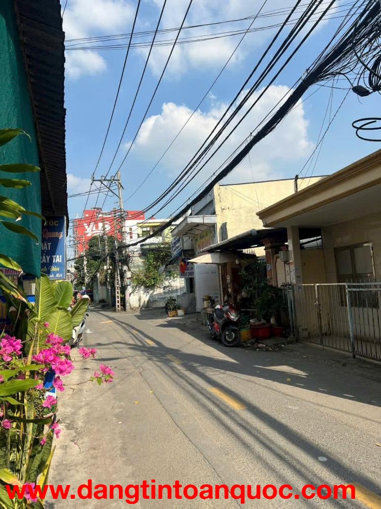 MẶT TIỀN NHỰA 8M TÂN THỚI NHẤT 13 – TRỤC KINH DOANH HIẾM Q12 GIÁ RẺ