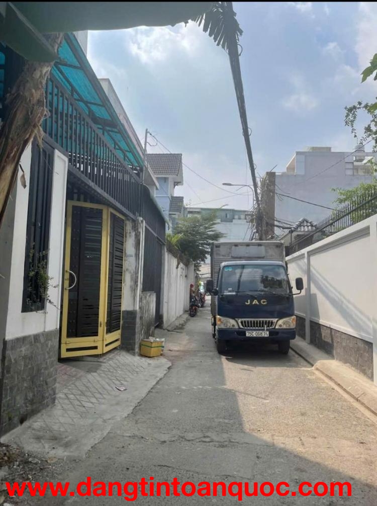 Bán Nhà Chính Chủ Phường Linh Đông - Thủ Đức - Hẻm xe hơi số 63 Đường 36 - Nhà Mới 1T3L - 70m2