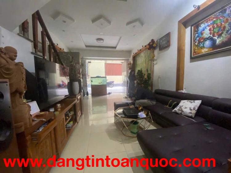 Nhà 3 tầng - hai mặt tiền tổ 5, Quang Minh, Mê Linh, HN. Đường thông, oto qua lại. Gần KCN