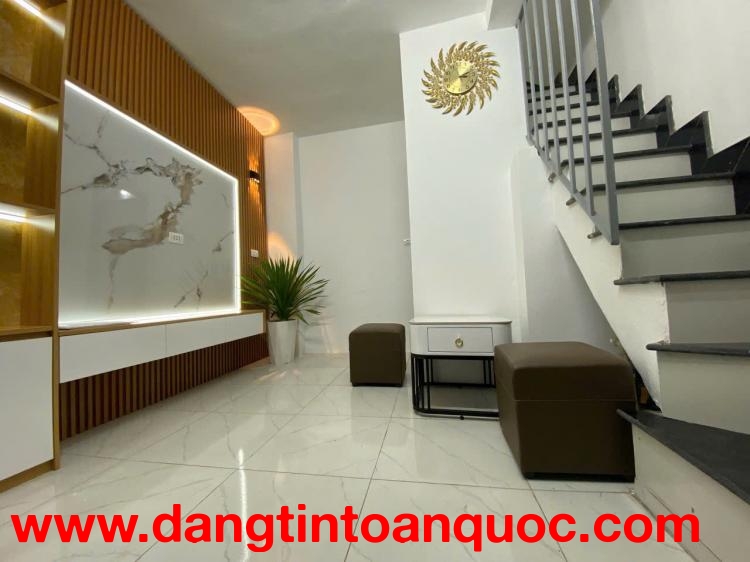 ???? 1.9 TỶ! SỞ HỮU LÔ GÓC 13M2 ĐỐNG ĐA: Lô góc 13m² x 4 tầng Khâm Thiên, 2 thoáng.