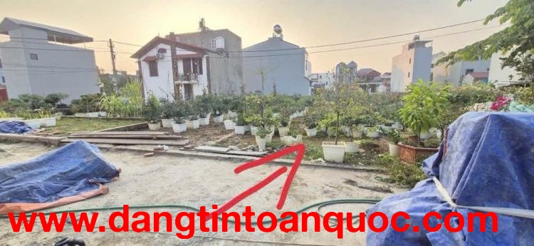 Chỉ 2,6 tỷ, tìm đâu ra lô đất 40m ở tổ 10, Quang Minh full thổ cư, đường rộng, oto đỗ đẹp thế này