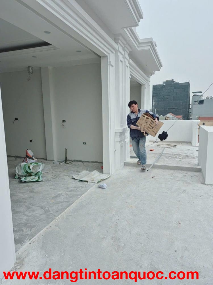 ❓ TÌM NHÀ RẺ ĐẸP? Đống Đa 4 tầng, căn góc hơn 3.4 tỷ, xem ngay kẻo lỡ.