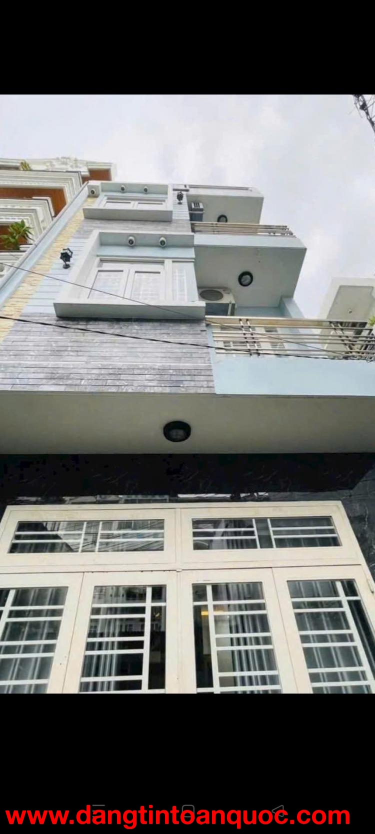 Bán gấp nhà Phan Huy Ích Gò Vấp 6,4 tỷ, 48m2, 3 tầng, tặng nội thất cơ bản, hẻm xe hơi, khu nhà cao 