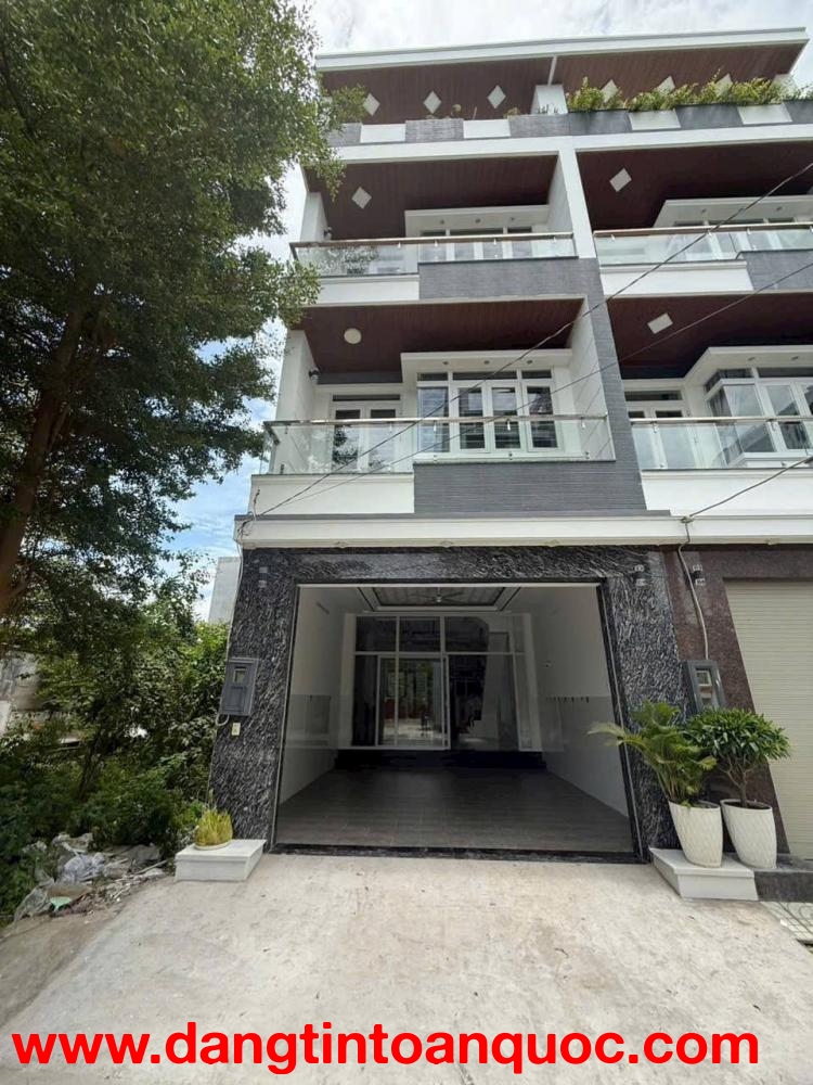 BÁN NHÀ HẺM XE TẢI - ĐƯỜNG RỘNG ĐỦ 2 XE Ô TÔ TRÁNH NHAU - HẺM 2552 HUỲNH TẤN PHÁT, PHÚ XUÂN, TT NHÀ 