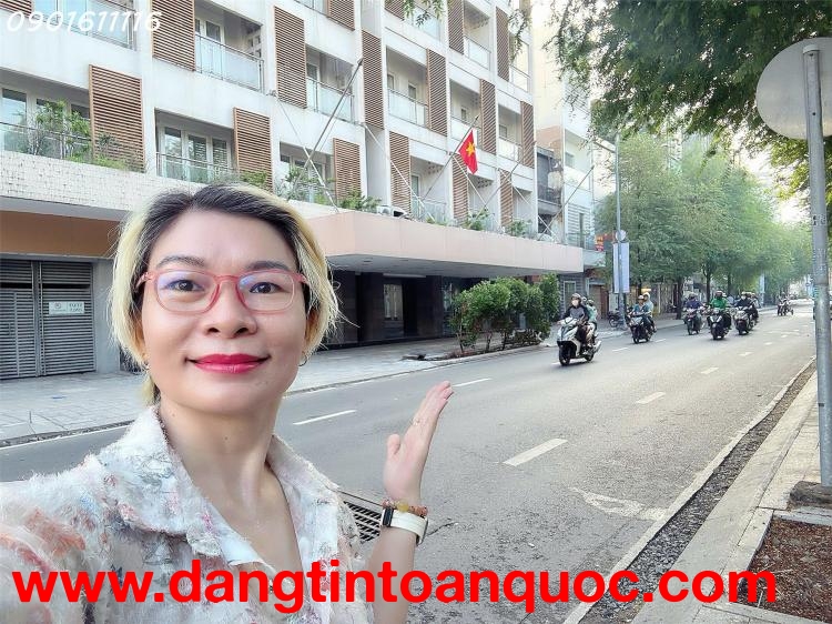 SIÊU PHẨM GÀ ĐẺ TRỨNG VÀNG DOANH THU 1 TỶ/NĂM - BÁN NHÀ MẶT TIỀN Đ.LÊ THÁNH TÔN, Q.1 - NGAY CHỢ BÊN 