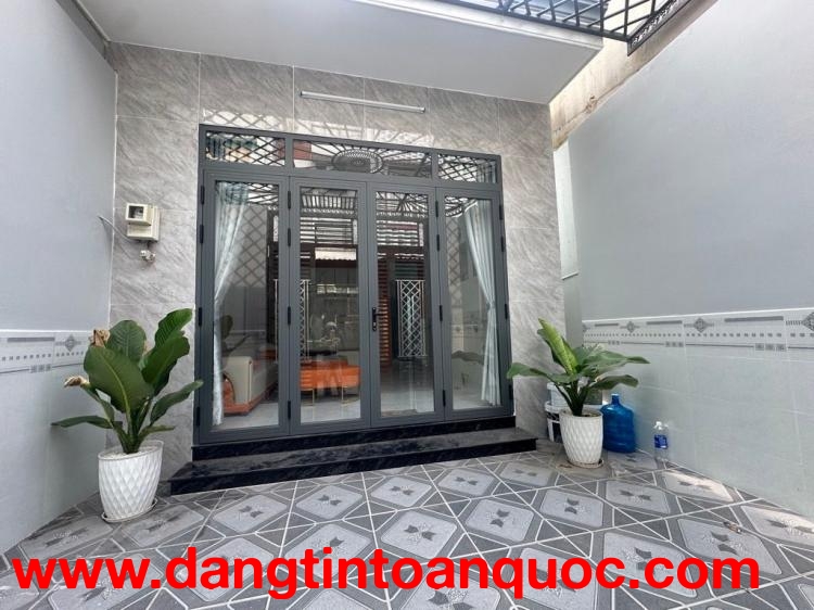 NHÀ HẺM XE HƠI NGUYỄN THỊ ĐẶNG  77M2  NỞ HẬU 5M  4.X TỶ