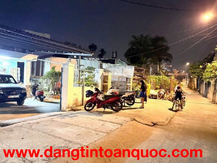 HÀNG HOT NGAY THỊ TRẤN HÓC MÔN – ĐẤT (12X22) HẺM XH THÔNG GIÁ CỰC TỐT