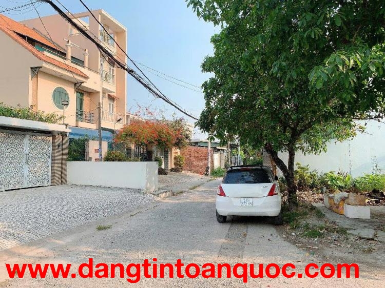 BIỆT THỰ VIEW SÔNG TƯƠNG LAI – GIÁ TỐT NHẤT KHU VỰC VƯỜN LÀI