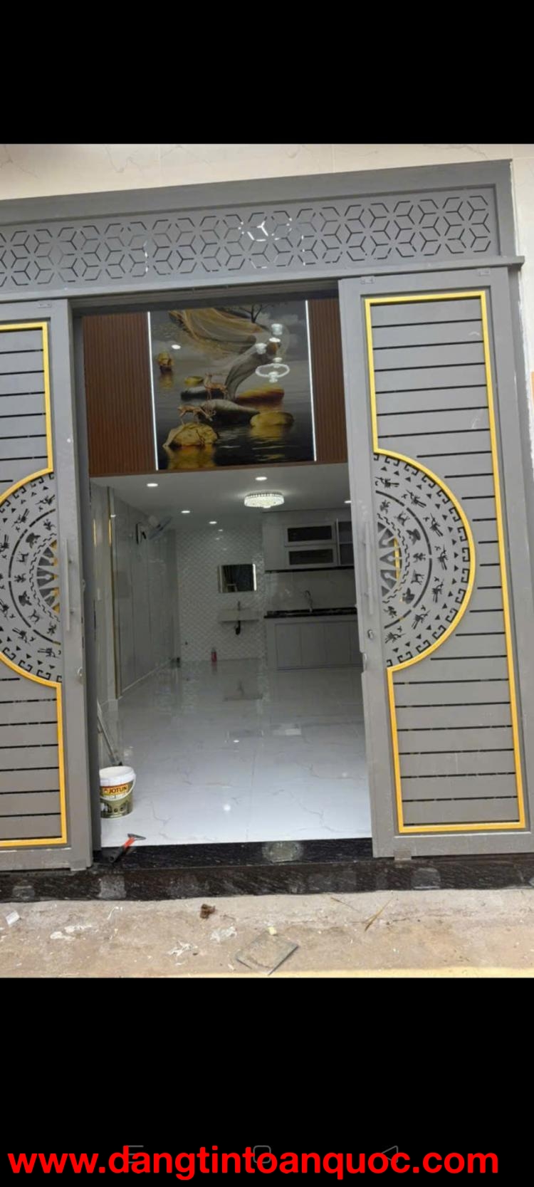 Bán nhà SHR 2 sẹt HT 45 Q12 
sổ công nhận 33 m hoàn công đầy đủ 
,ngang 4,05 dài 8 nhà đúc lửng ,có 