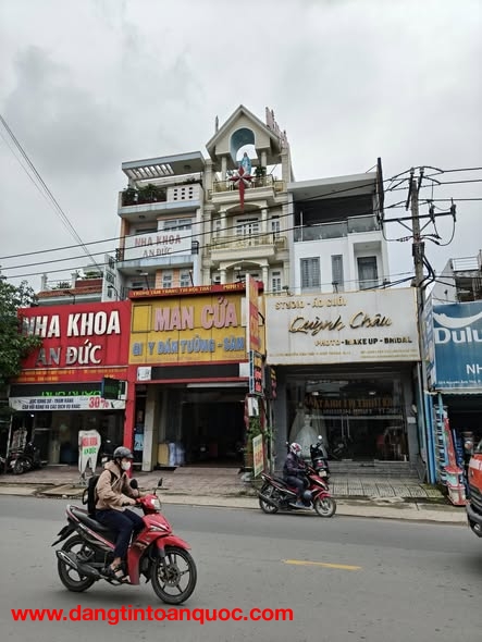 Bán nhà 4 tầng 5x20m giá 10,2 tỷ Đường Nguyễn Ảnh Thủ