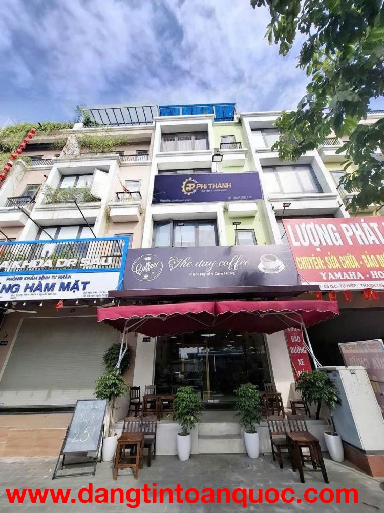 CHO THUÊ VĂN PHÒNG FULL NỘI THẤT – VIEW SÂN VẬN ĐỘNG THANH TRÌ