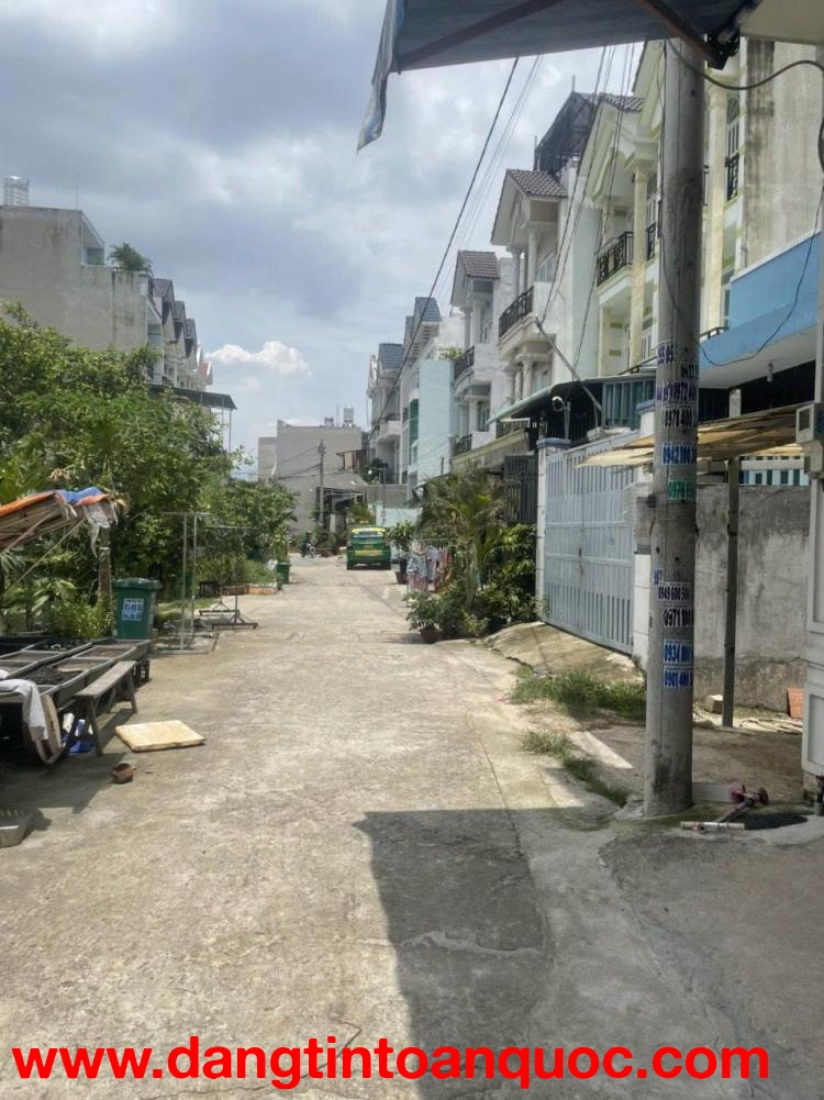 Bán nhà Tô Ký Quận 12 giá 4,25 tỷ – nhà đẹp, đường 6m ô tô, sổ hồng riêng