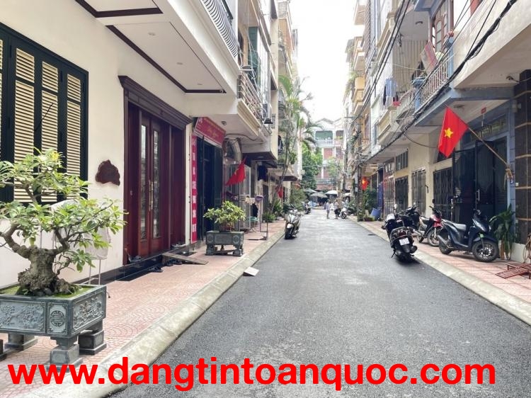 GẤP Bán nhà Hồ Tùng Mậu 55m2 gần nhiều trường đại học – mua cho con học tập lâu dài