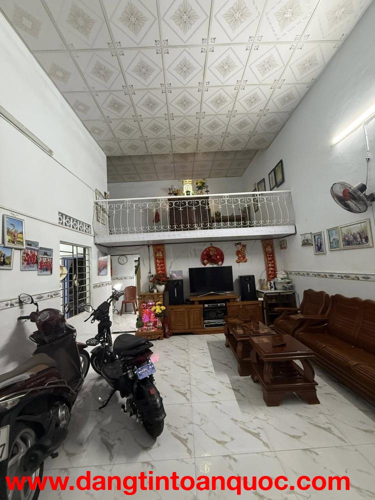 ????????Nhà gác lửng 2 mặt kiệt THÁI THỊ BÔI - Vị trí sau lưng nhà mặt tiền