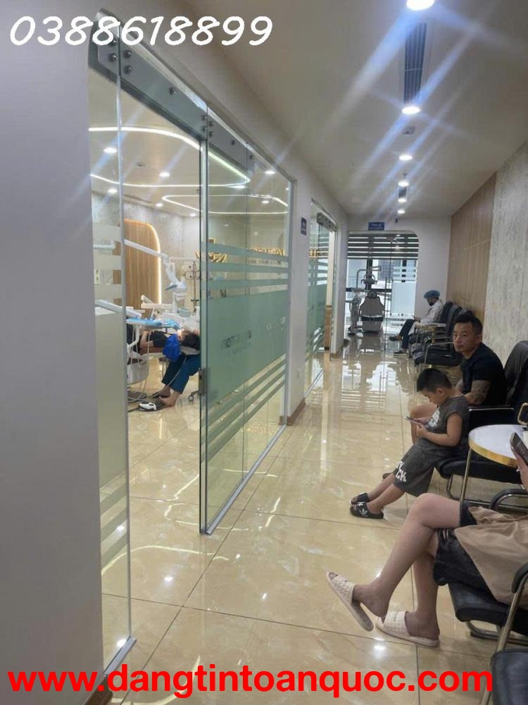 BÁN TÒA VP MẶT PHỐ TRẦN QUỐC VƯỢNG 130Mx8T, MT 6M, KINH DOANH ĐỈNH