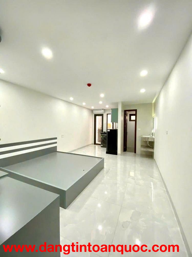 Cho Thuê Ccmn FULL đồ Thoáng Ban Công cực đẹp Tại ngõ 6 Chùa Bộc, Đống Đa