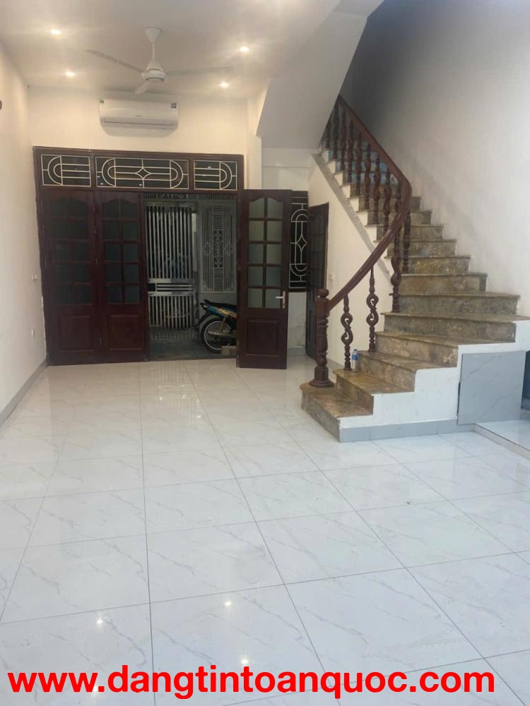 CHO THUÊ NHÀ NGUYÊN CĂN 3 TẦNG – Ô TÔ CHẠY QUA CỬA – HÀ ĐÔNG, HÀ NỘI