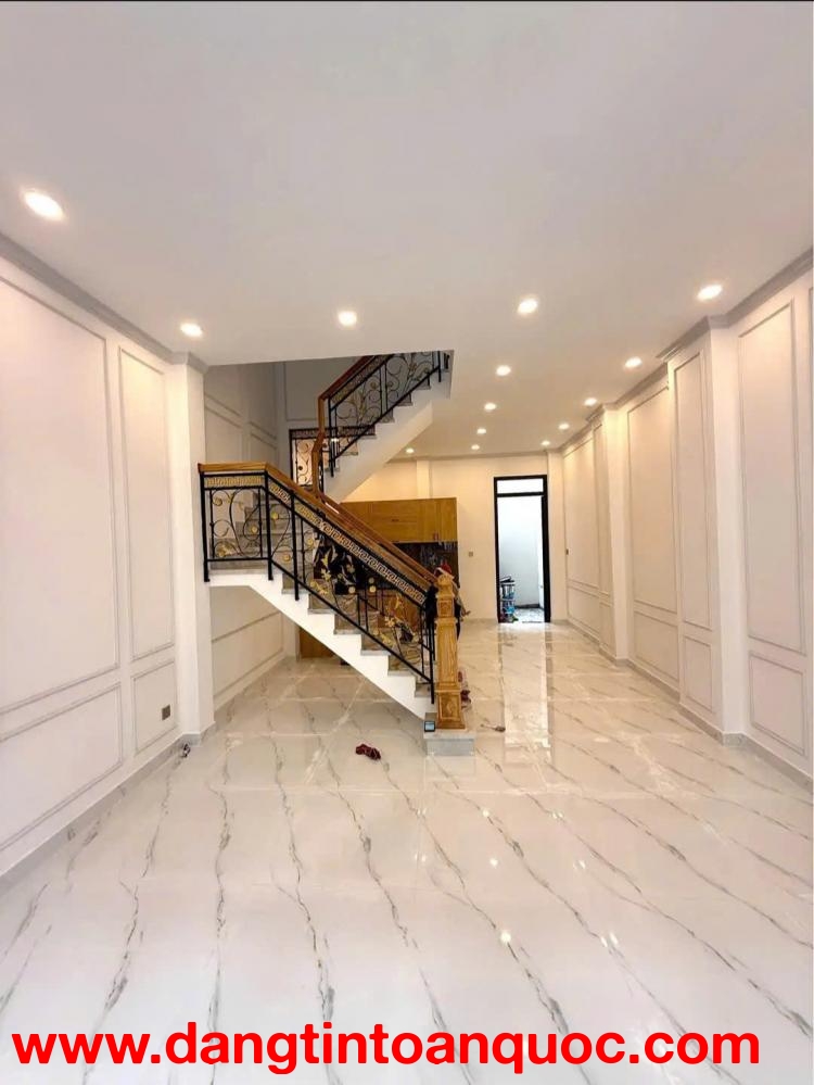 Bán nhà vị trí đẹp hẻm / Bùi Minh Trực P5Q8 cách mặt tiền vài bước chân