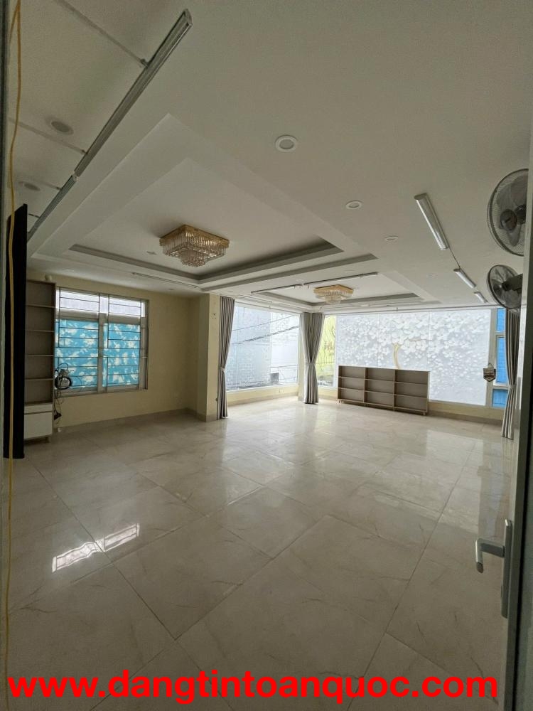 Cần cho thuê 100m2 MB tầng 2 tại số 17 Ngõ hòa Bình 2 (P.Minh khai, HBT), HN, 0396218339