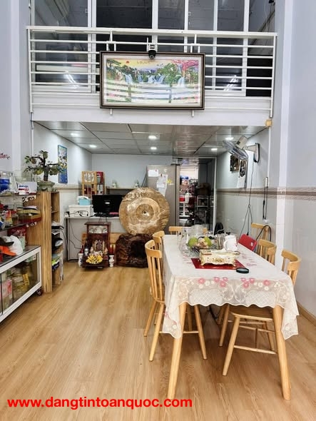 Nhà HXH Đường Thành Thái Quận 10 Phường 14 Cũ.