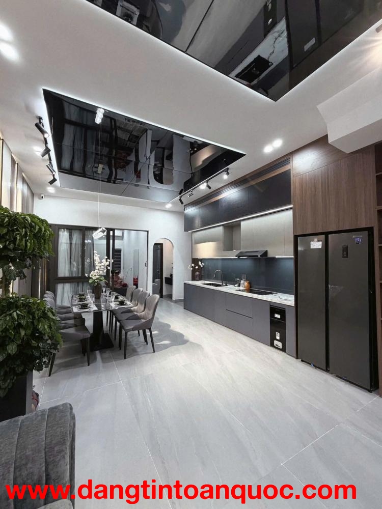 CẦN BÁN NHÀ BIỆT THỰ PHỐ 3 TẦNG – MẶT TIỀN KỲ ĐỒNG