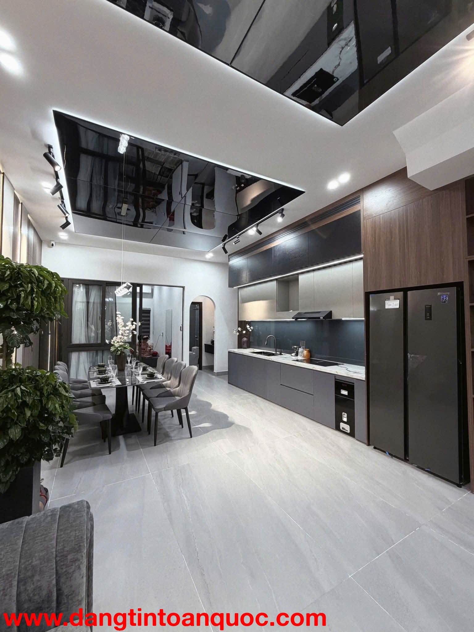 CẦN BÁN NHÀ BIỆT THỰ PHỐ 3 TẦNG – MẶT TIỀN KỲ ĐỒNG