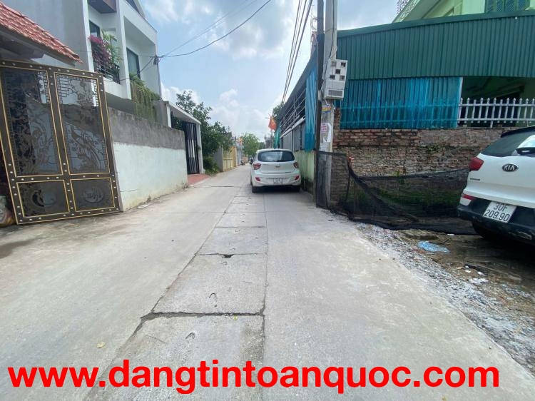 76M MT 5M TRỤC KINH DOANH, Ô TÔ TRÁNH,TỔ 10 QUANG MINH,MÊ LINH,LH E QUANG CC