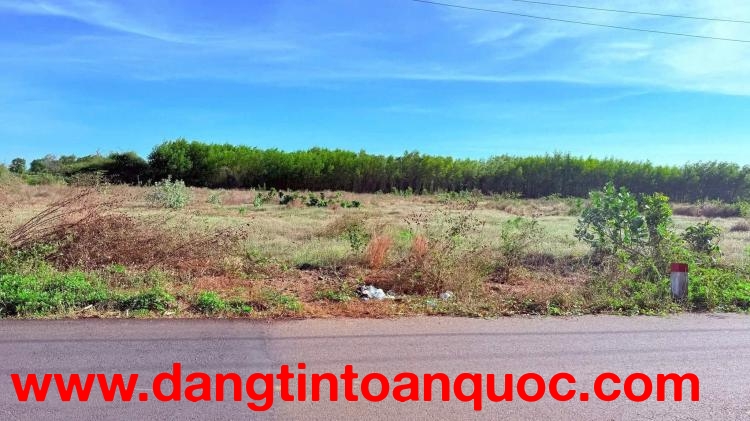 BÁN 2 LÔ LIÊN KỀ NGAY HỒ SUỐI MÔN - XÃ ĐẤT ĐỎ - TP HCM, CHỈ 3,8 TỶ 1 LÔ. LH:0707607272.