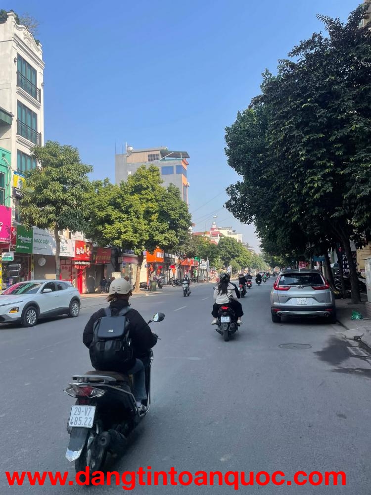 CHÍNH CHỦ CẦN BÁN NHÀ 3 TẦNG MẶT PHỐ NGÔ XUÂN QUẢNG – GIA LÂM