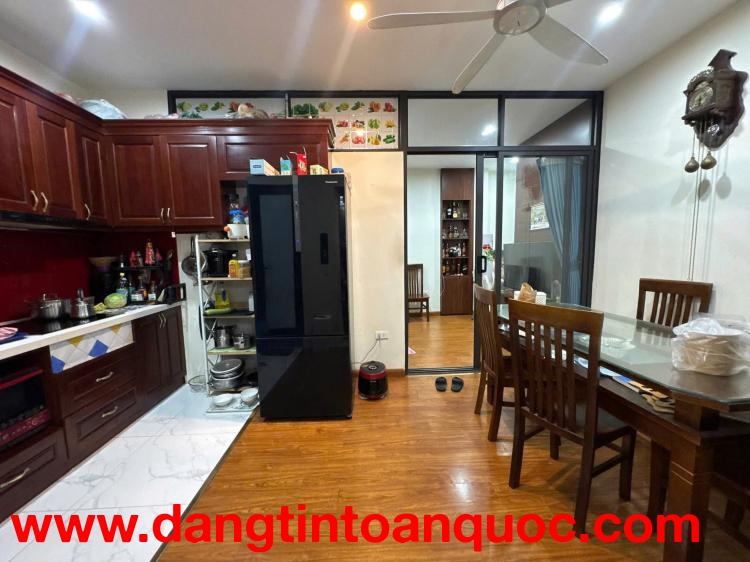 Giảm chào 200tr! Bán nhà Tây Sơn, 50m2, 6 tầng thang máy, mặt tiền 5m, 14.3 tỷ, kinh doanh đỉnh