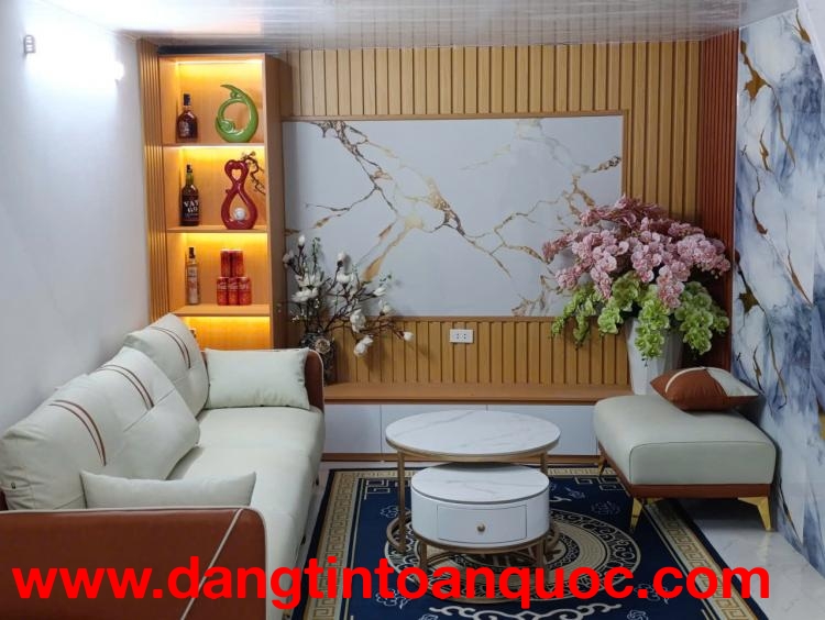 Bán nhà số 116 ngõ 663 Trương Định.