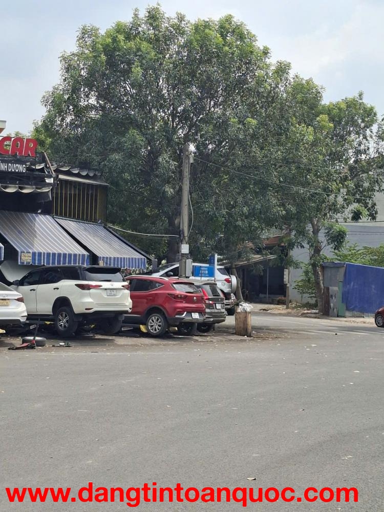 Bán đất LÔ GÓC 3 MẶT THOÁNG,KD buôn bán tốt,Liền kề Công Viên,trường học