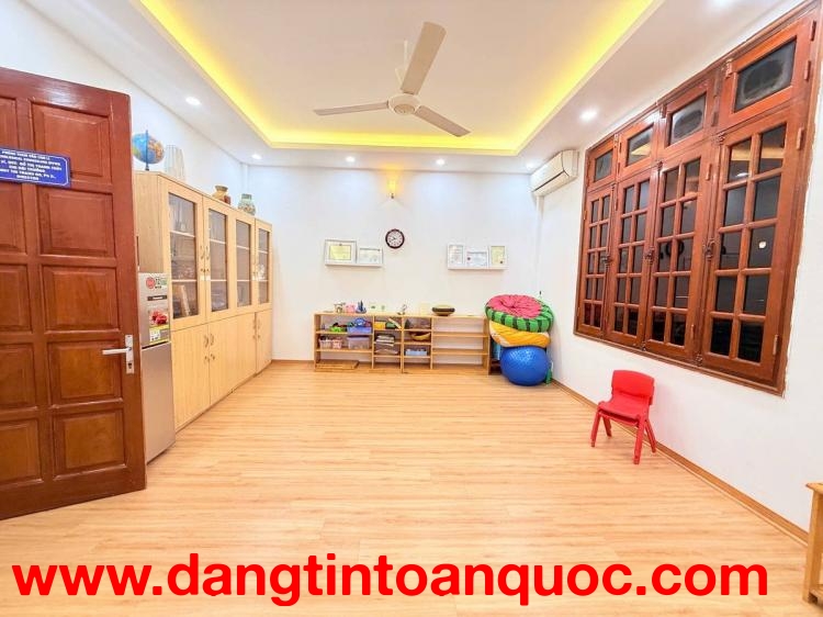 SIÊU VIP  PHỐ VÕNG THỊ 74M 5T NHỈNH 28,5TỶ  NGÕ Ô TÔ TRÁNH- KINH DOANH ĐỈNH -GẦN HỒ TÂY