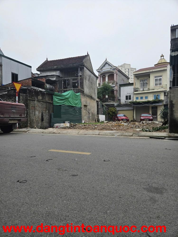 CẦN BÁN 176m² ĐẤT KHỐI 11 – TRƯỜNG THI CŨ (NAY PHƯỜNG TRƯỜNG VINH), NGHỆ AN – 2 MẶT ĐƯỜNG, KINH DOAN