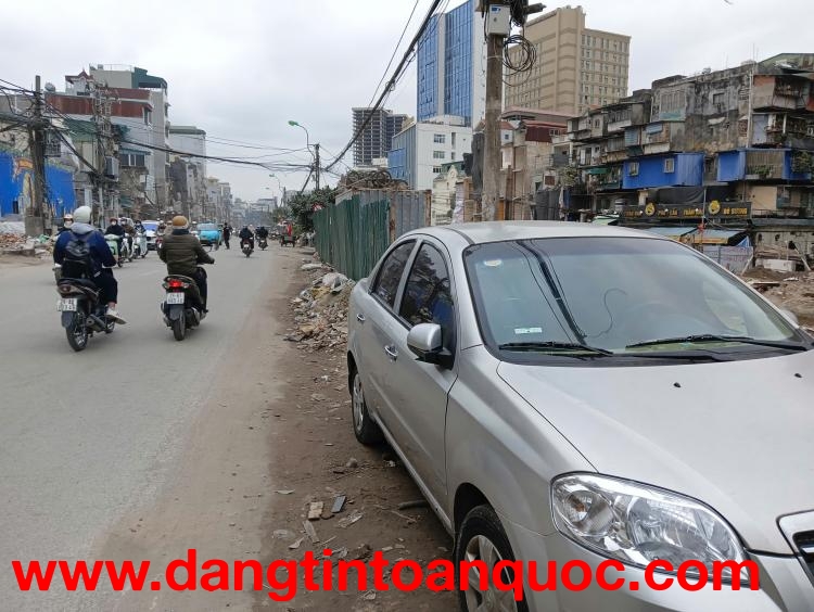 Bán đất tặng nhà vị trí đắc địa mặt đường Hoàng Hoa Thám – Ba Đình – Hà Nội

.