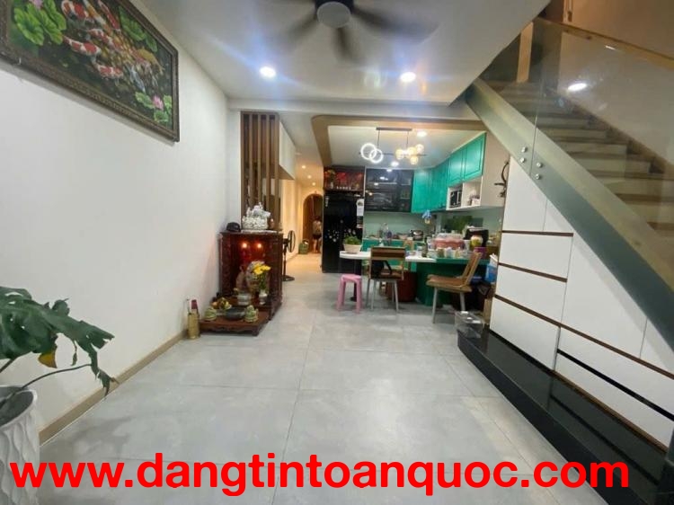 DUY NHẤT NHÀ BÁN - CĂN GÓC 2 MẶT TIỀN Đ. CAO THẮNG & Đ. BÀN CỜ, QUẬN 3 - GIÁ TỐT NHẤT KHU VỰC - 