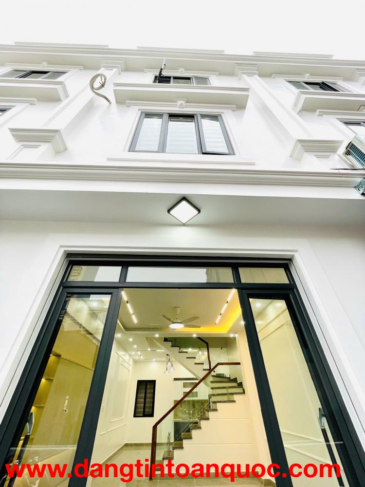 BÁN NHÀ 3 TẦNG XÂY MỚI SAU MẶT ĐƯỜNG ĐÔNG KHÊ – NGÔ QUYỀN – SÂN CỔNG RIÊNG – GIÁ 3,45 TỶ